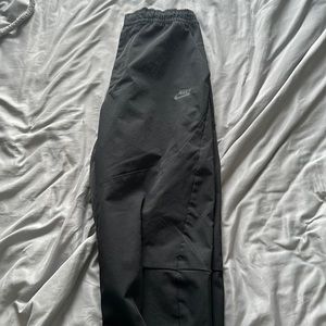 Black cargo pants
